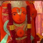 सती गेट स्थित खड़े हनुमान मंदिर की प्रतिमा, उज्जैन