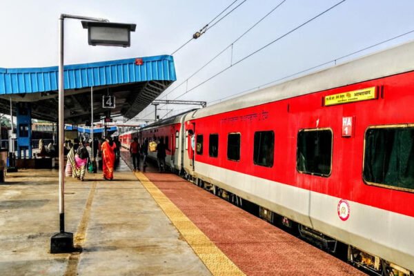 जोधपुर-इंदौर एक्सप्रेस