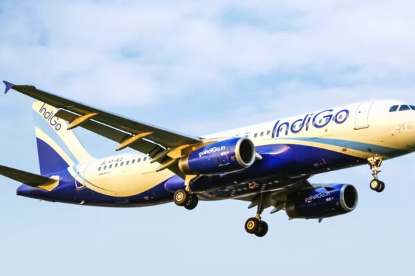 IndiGo Airbus A320 aircraft in flight (Photo: Wikimedia Commons / Md Shaifuzzaman Ayon)