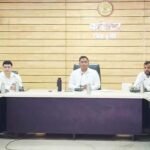 इंदौर कलेक्ट्रेट में टीएल समीक्षा बैठक (फोटो: सौजन्य — जनसंपर्क, मध्यप्रदेश)
