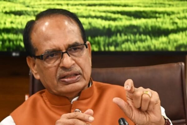 केंद्रीय ग्रामीण विकास मंत्री शिवराज सिंह चौहान