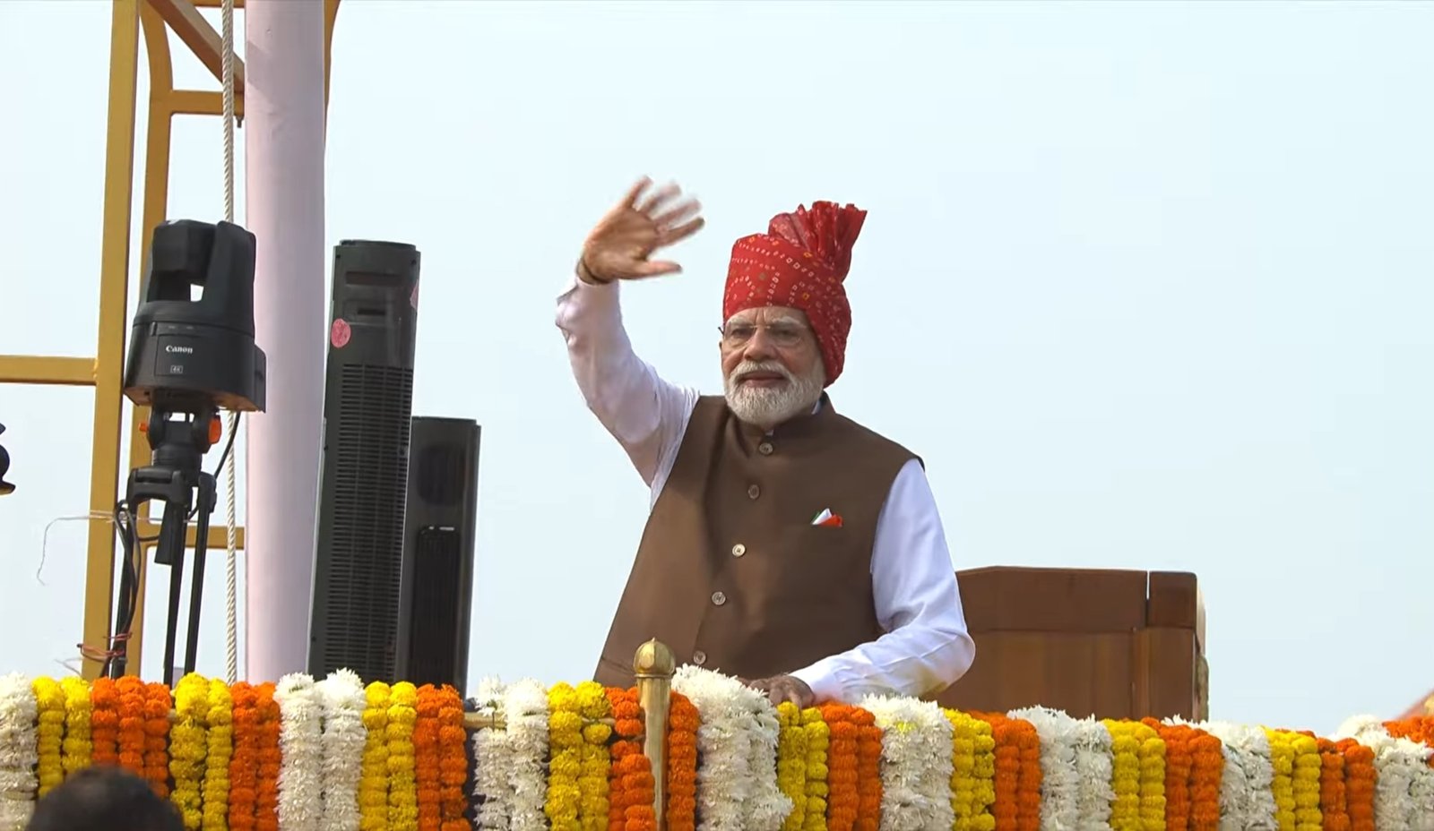 Prime Minister Narendra Modi waving from the ramparts of the Red Fort (file photo)