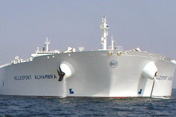 An oil supertanker at sea (file photo)