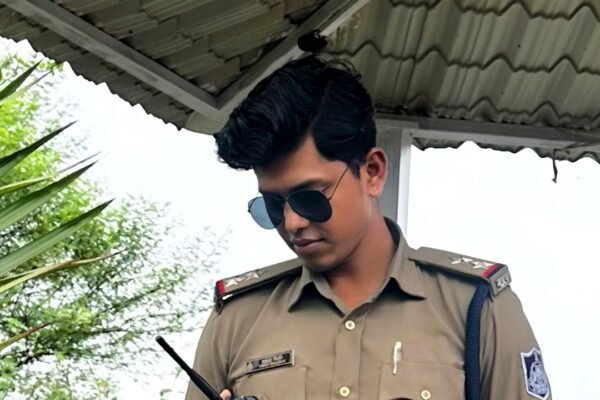MP पुलिस आरक्षक भर्ती — मप्र पुलिस कर्मी (सांकेतिक तस्वीर)