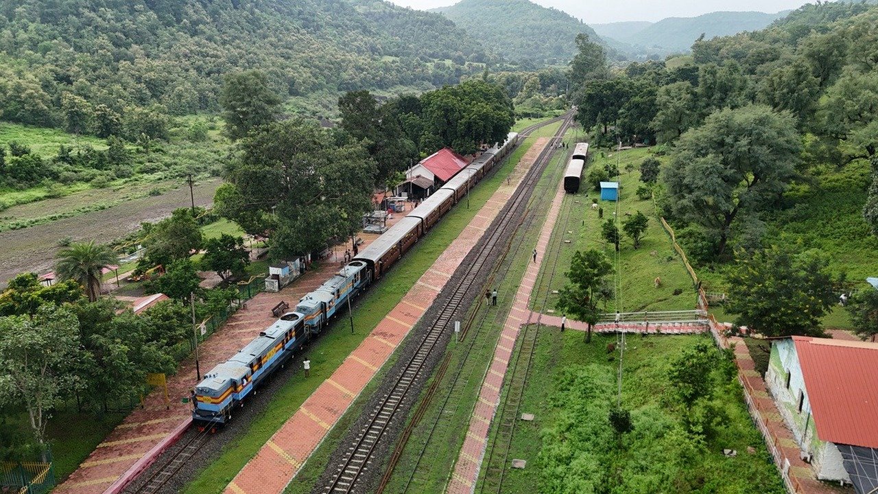 कालाकुंड में हेरिटेज ट्रेन